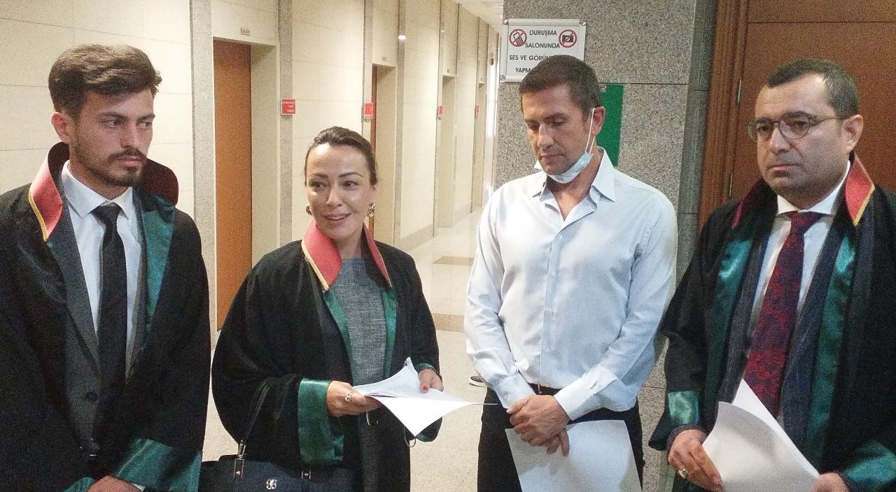 Emre Aşık ve Yağmur Sarnıç çifti boşandı!